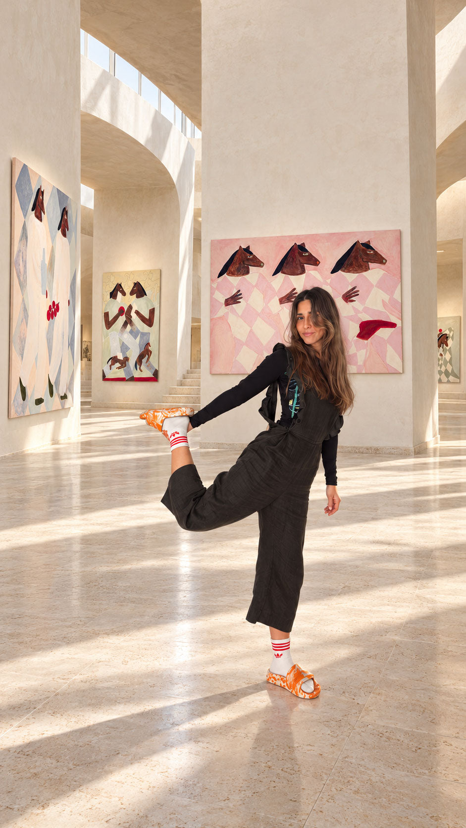 <p>ROCHI LANA</p>